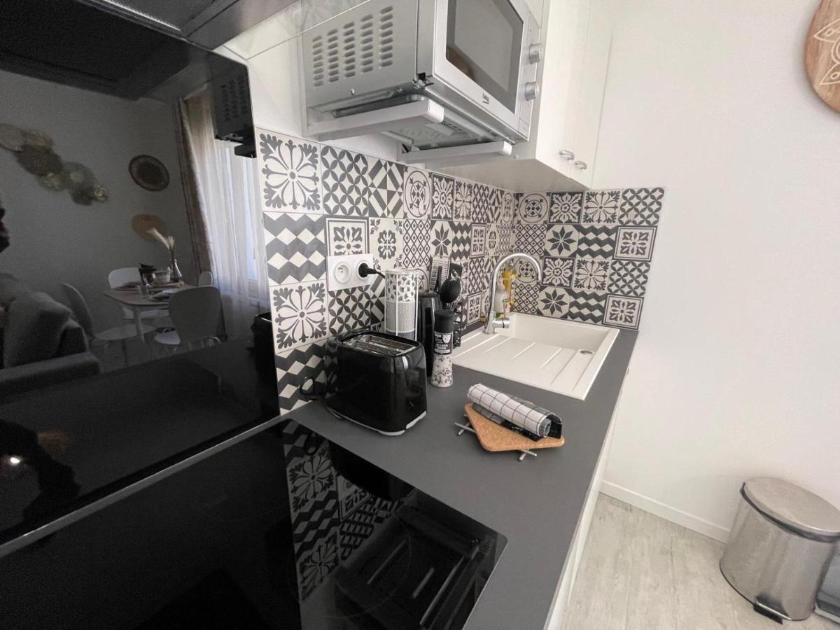 Le Boheme - Centre Ville, Netflix Et Wifi, Parking, Ideal Familles, Couples Et Voyages D'Affaire Niort Bagian luar foto