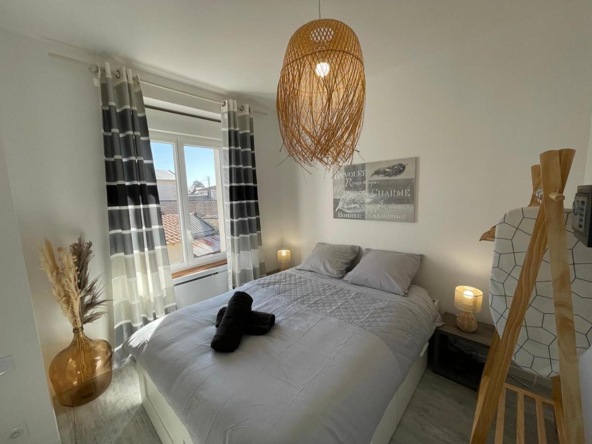 Le Boheme - Centre Ville, Netflix Et Wifi, Parking, Ideal Familles, Couples Et Voyages D'Affaire Niort Bagian luar foto
